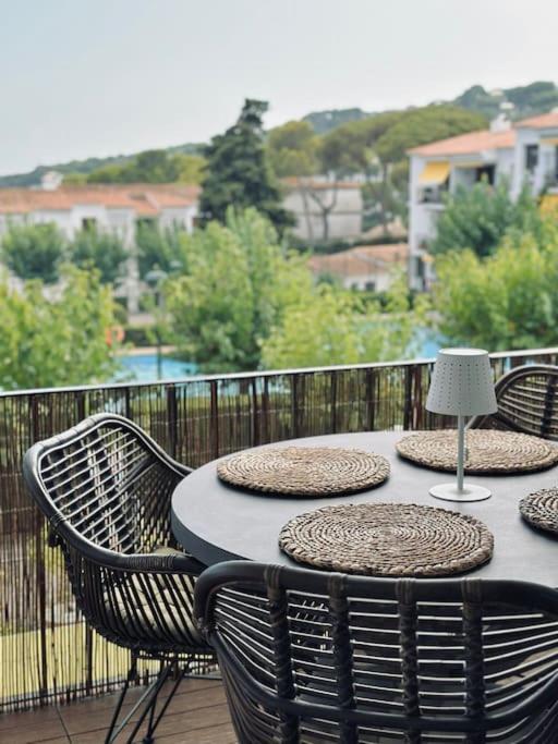 The Golden Oak In Calella Centre - 100M From Beach Palafrugell Exterior photo