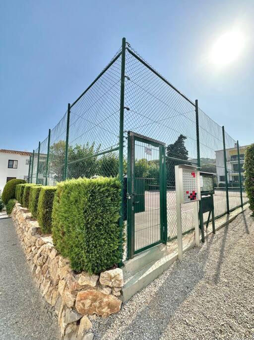 The Golden Oak In Calella Centre - 100M From Beach Palafrugell Exterior photo